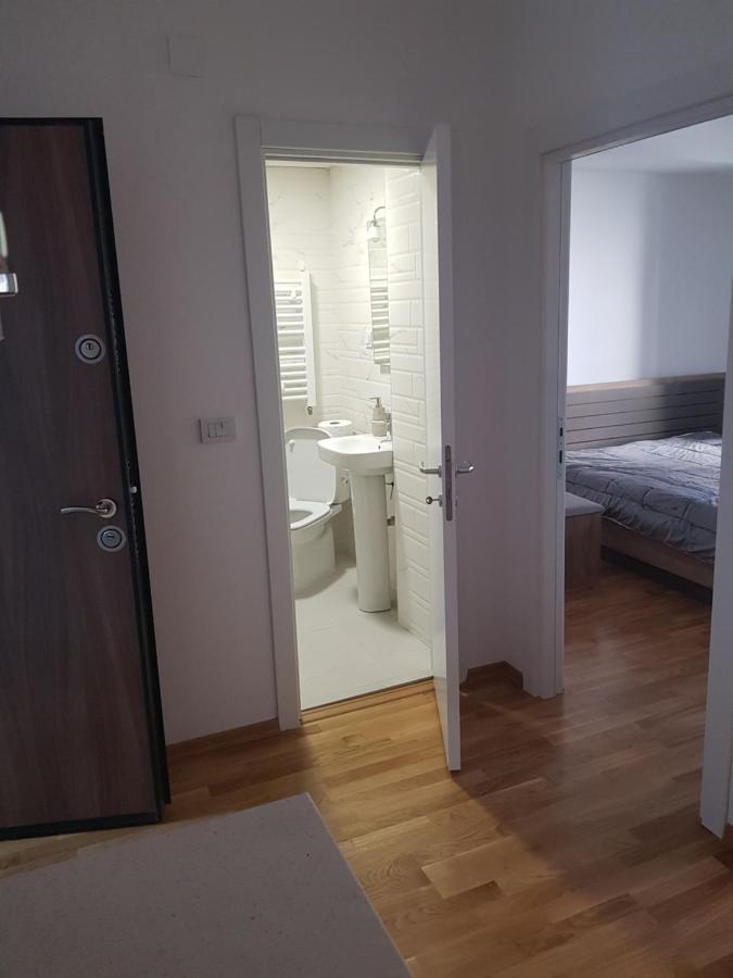 Luxury Apartment Nefertiti Szkopje Kültér fotó