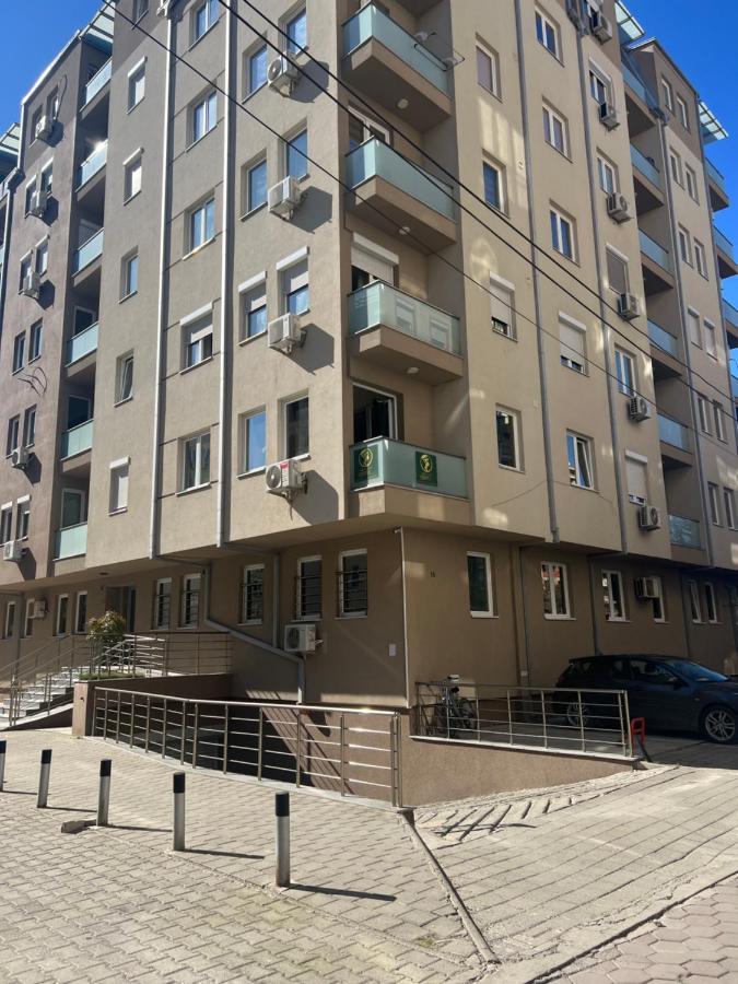 Luxury Apartment Nefertiti Szkopje Kültér fotó