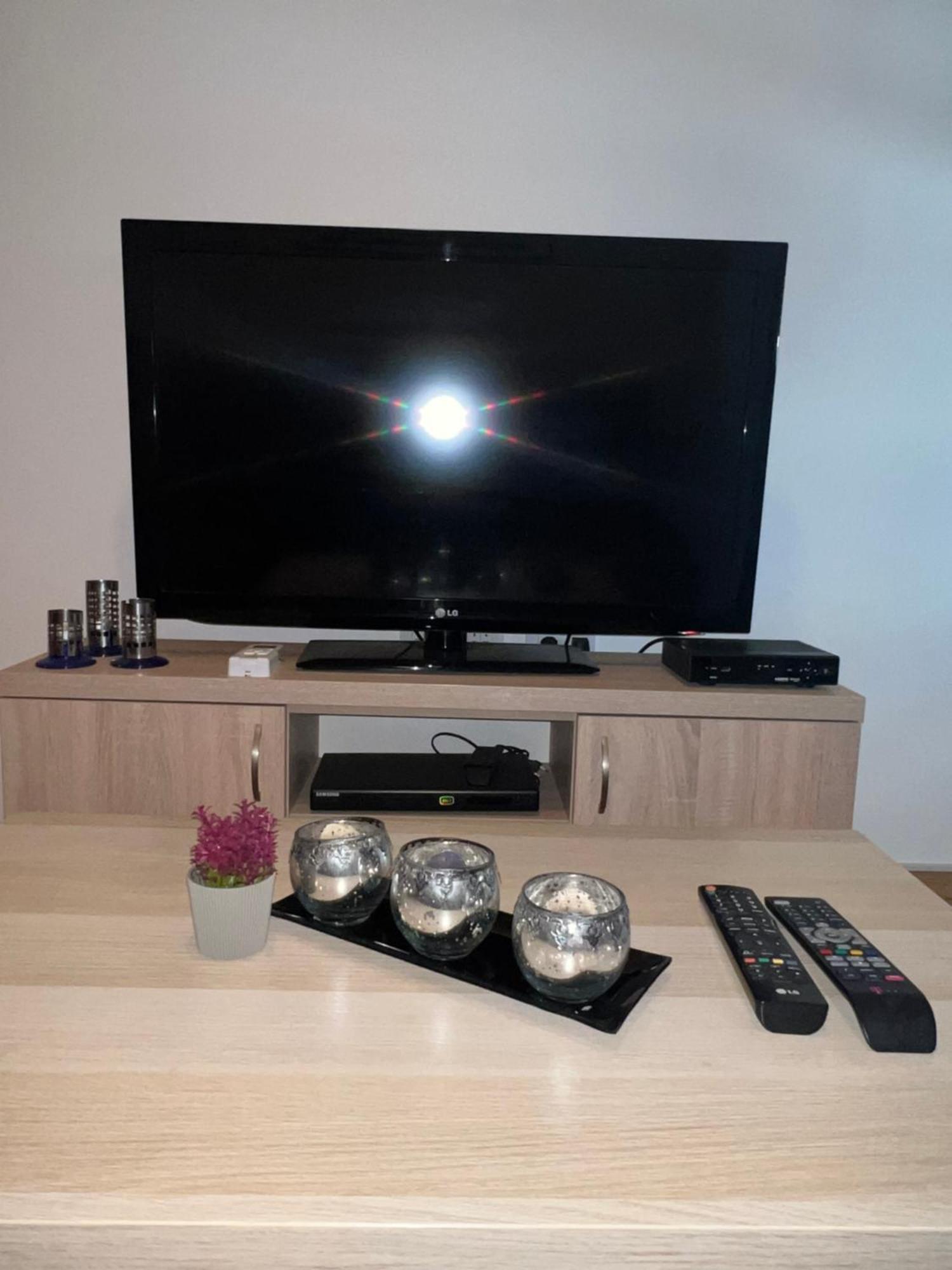 Luxury Apartment Nefertiti Szkopje Kültér fotó
